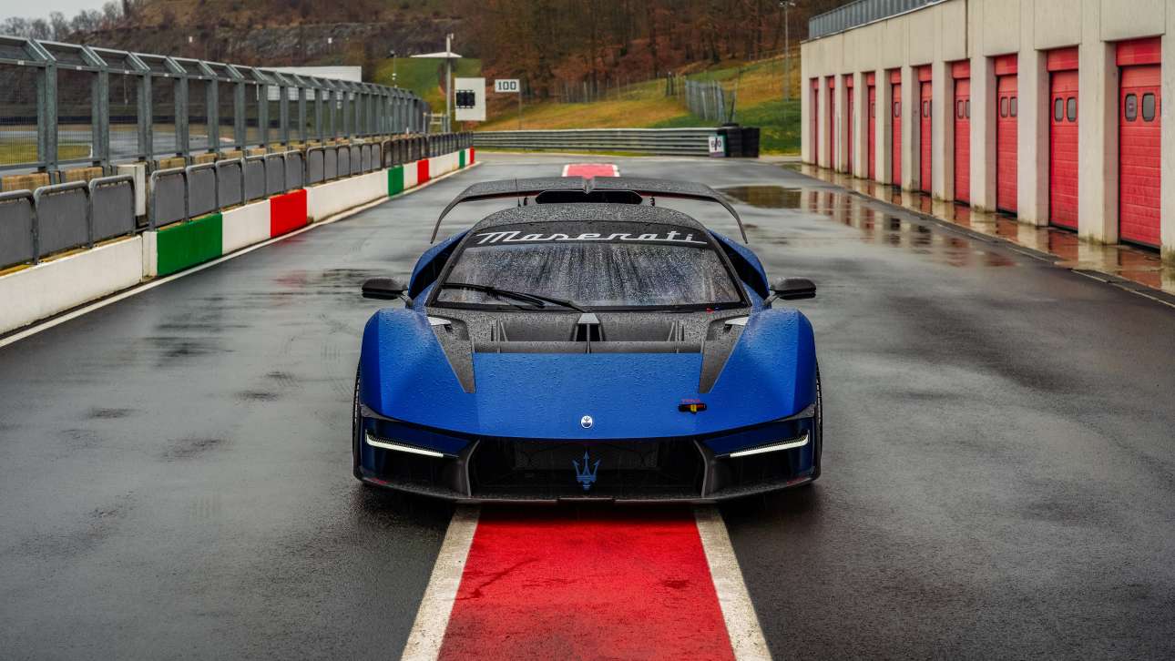 Ετοιμάζεται το πρώτο Maserati MCXtrema: Το «κτήνος» 730 ίππων στην τελική ευθεία