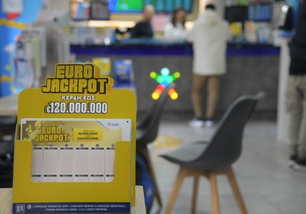 Eurojackpot: Το παιχνίδι με τα πιο απίθανα κέρδη έως και 120 εκατ. ευρώ αποκλειστικά στα καταστήματα ΟΠΑΠ