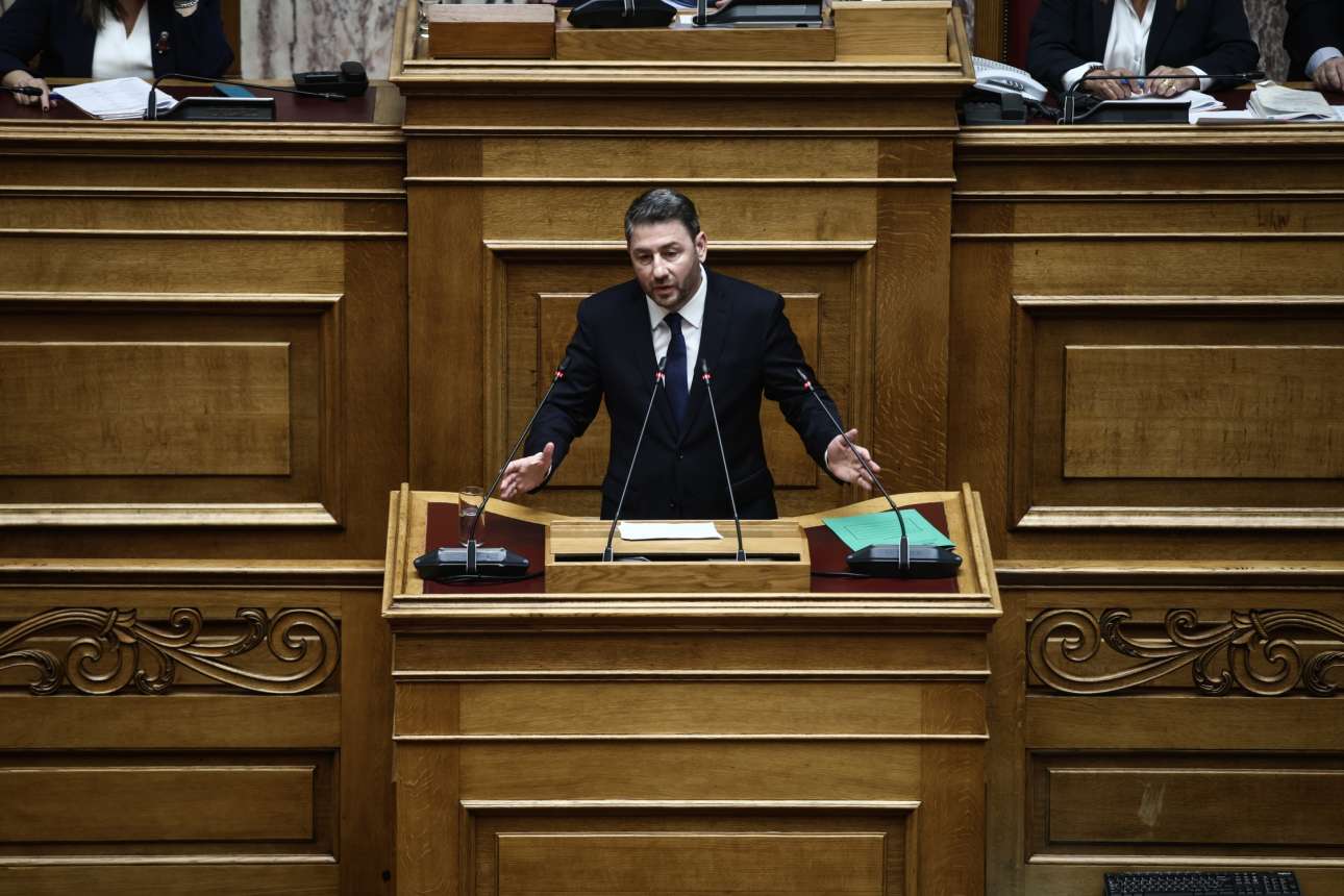 Ανδρουλάκης για τα Τέμπη: Προσβλητική για τα θύματα και τους συγγενείς η στάση της κυβέρνησης