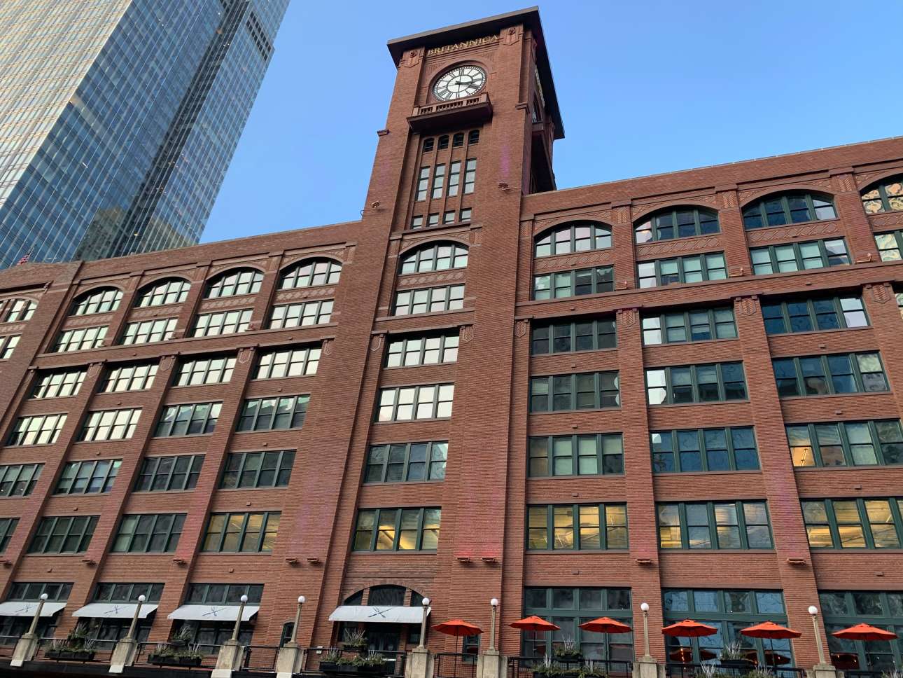 Στο κατώφλι της Γουόλ Στριτ η Εγκυκλοπαίδεια Brittanica