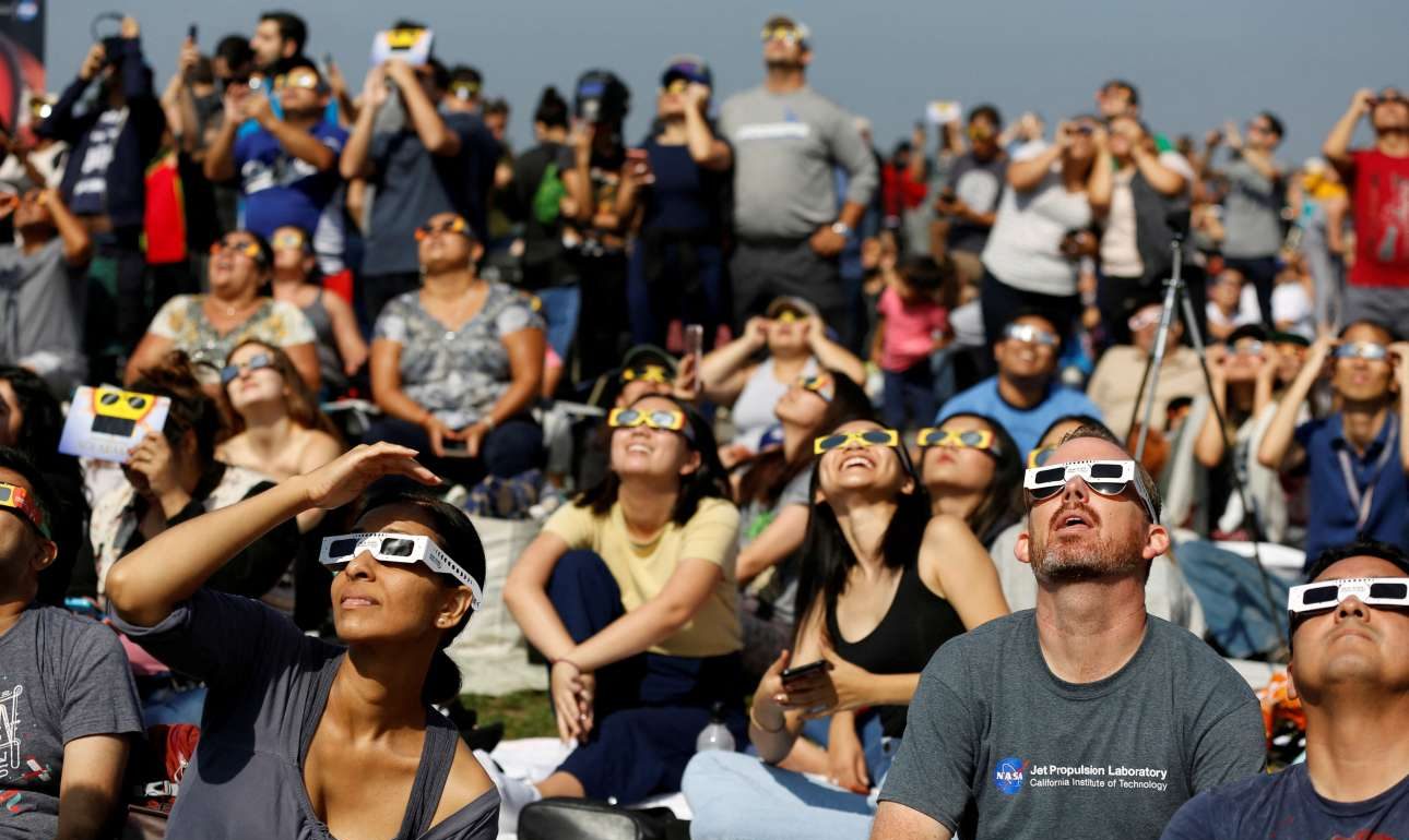 Εκλείψεις Ηλίου: Προλάβετέ τις, δεν θα υπάρχουν σε… 600 εκατ. χρόνια