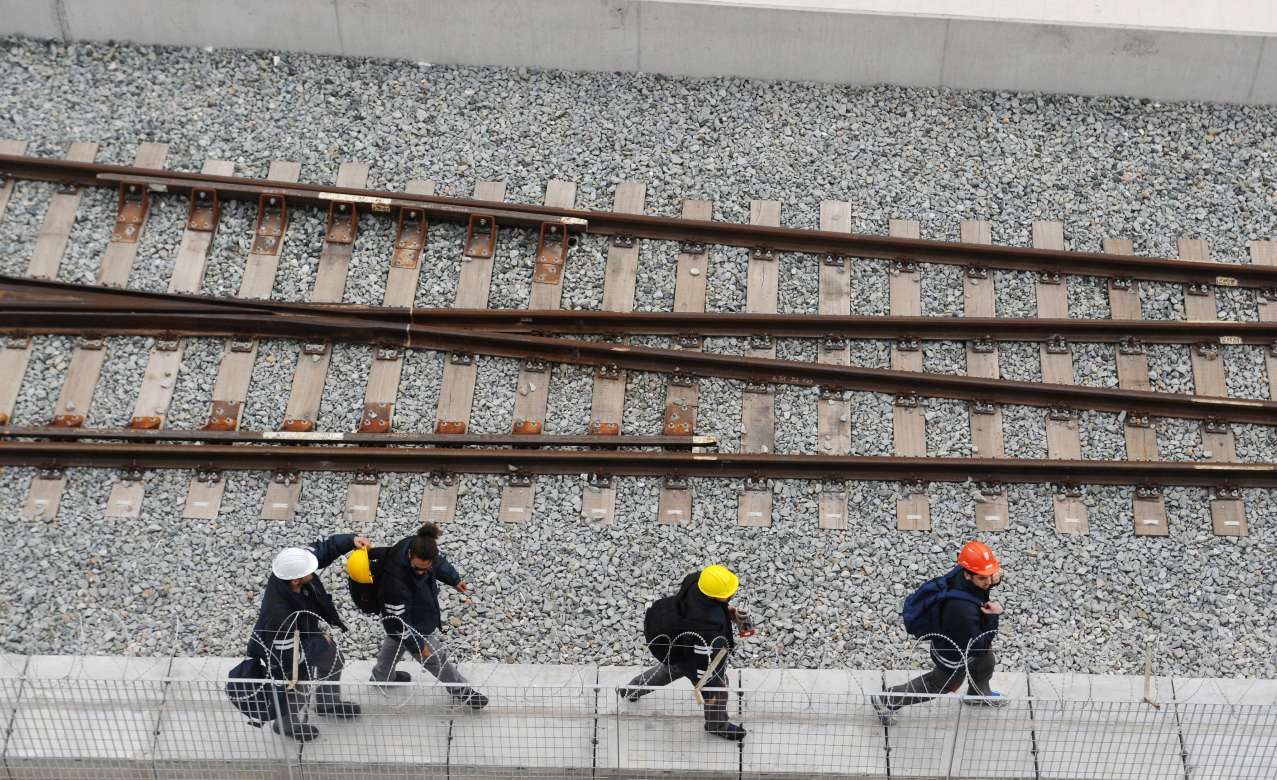 Καιρίδης: 5.000 προσωρινές άδειες σε μετανάστες για εργασία – Εως και 40.000 οι προς νομιμοποίηση