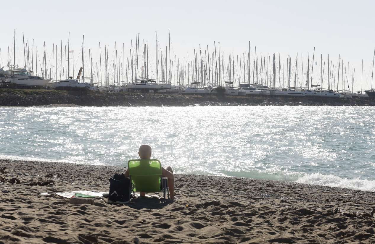 Επέστρεψε η αφρικανική σκόνη, τέλος στις θερμοκρασίες Αυγούστου, διάλειμμα στην παρατεταμένη ανομβρία