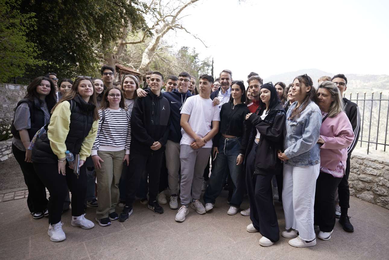 Μητσοτάκης από τα Καλάβρυτα: Κάποιοι δεν έμαθαν από τα λάθη τους, επιμένουν στην πόλωση και την τοξικότητα