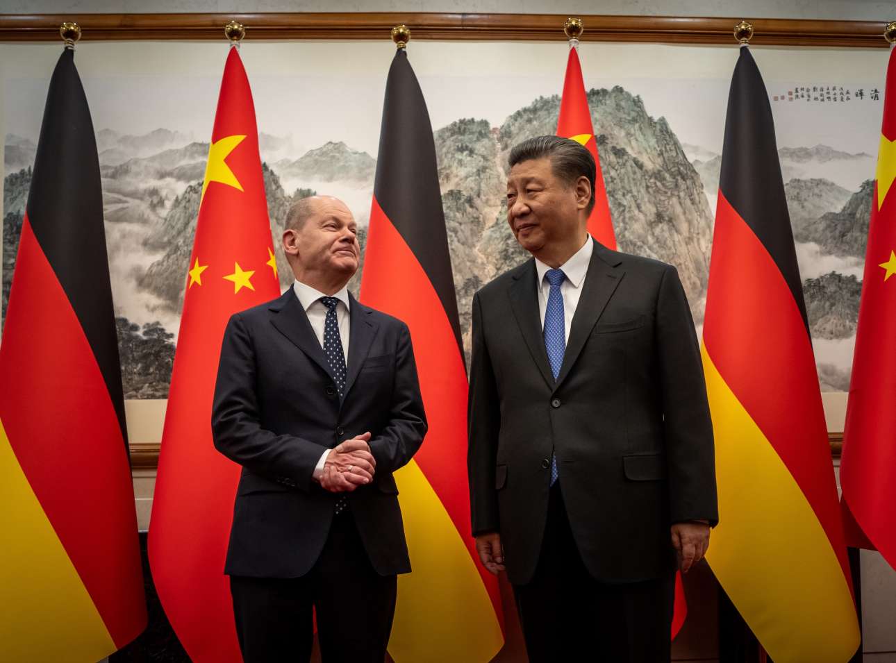 Τι Σολτς, τι Μέρκελ στις σινογερμανικές σχέσεις