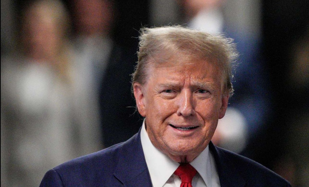 Ενθουσιασμένος ο Τραμπ με την έφοδο στο Κολούμπια: «Οι αστυνομικοί ήταν απίστευτοι»