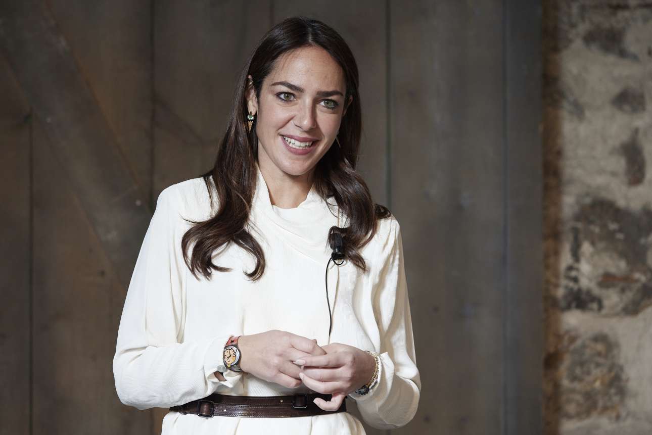 Ψηφιακή Κάρτα Εργασίας: Από 1η Ιουλίου η πλήρης εφαρμογή σε βιομηχανία και λιανεμπόριο