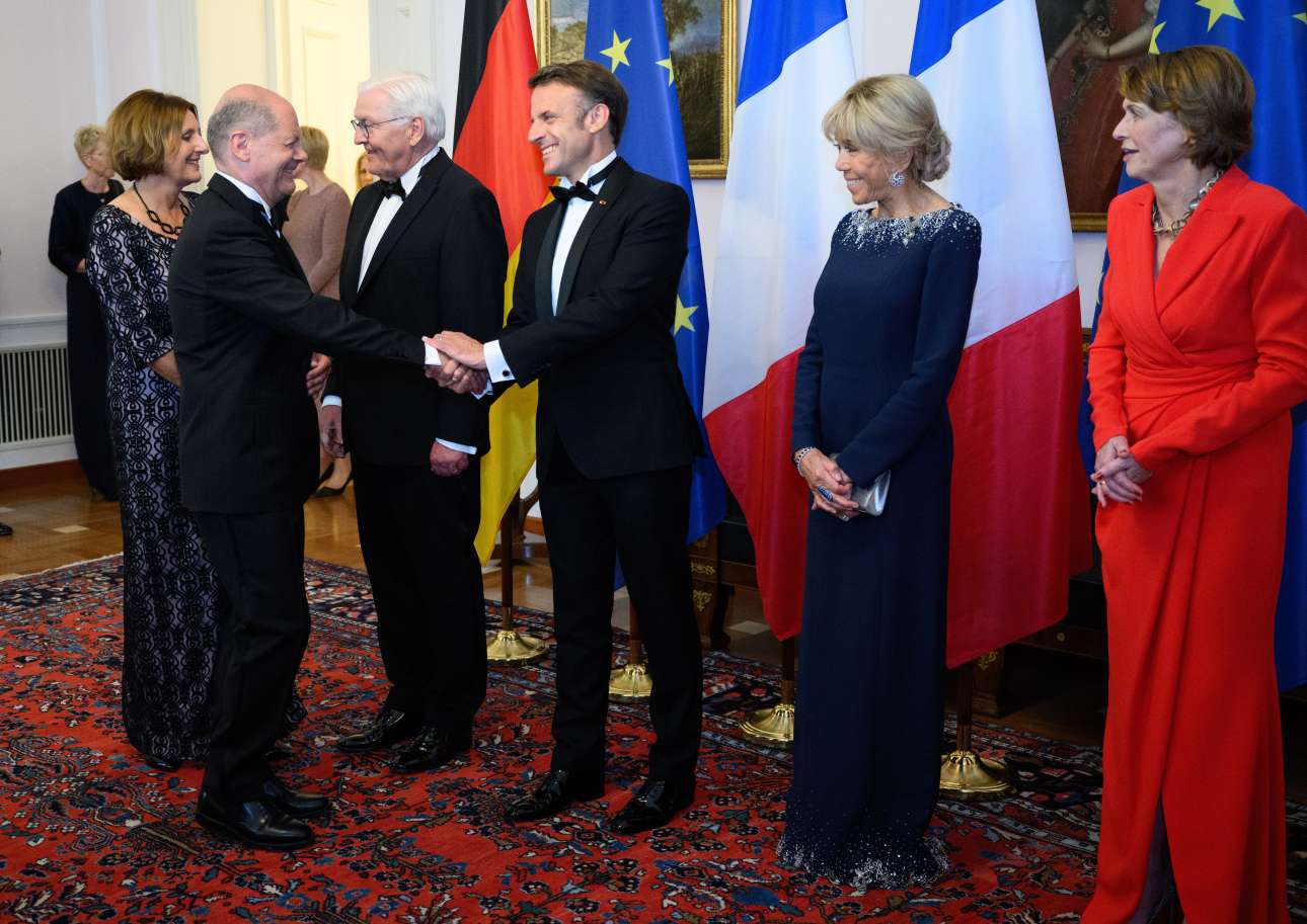 Aρθρο Σολτς – Μακρόν στους FT: «Θνητή» η Ευρώπη μπροστά στη ρωσική επιθετικότητα