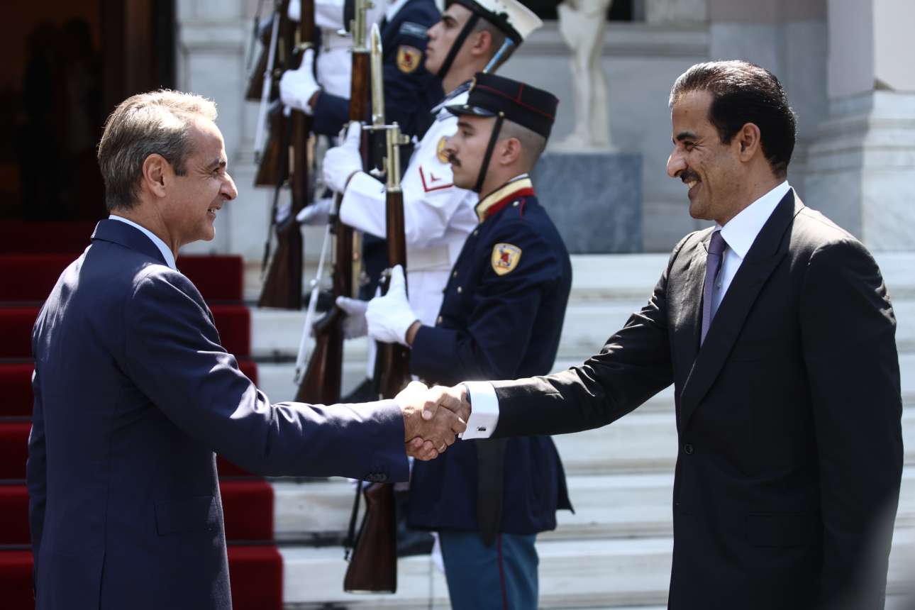 Ο εμίρης του Κατάρ στο Μαξίμου: Συμφωνία Στρατιωτικής Συνεργασίας – τι είπαν για τη Γάζα