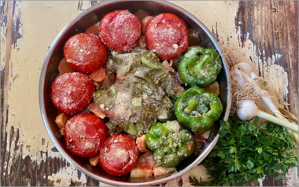 Καλοκαιρινή πανδαισία: Γεμιστά με κιμά