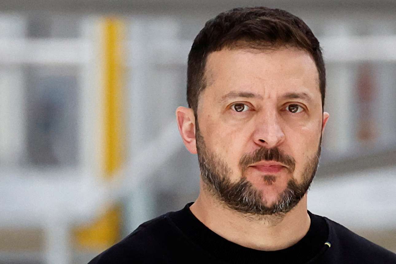 Ουκρανία: Σε πτώση η δημοτικότητα του Ζελένσκι