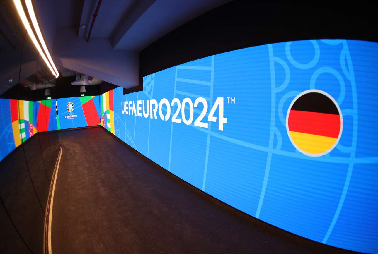 Γερμανία: Η άνοδος της ρατσιστικής Ακροδεξιάς σκιάζει το Euro