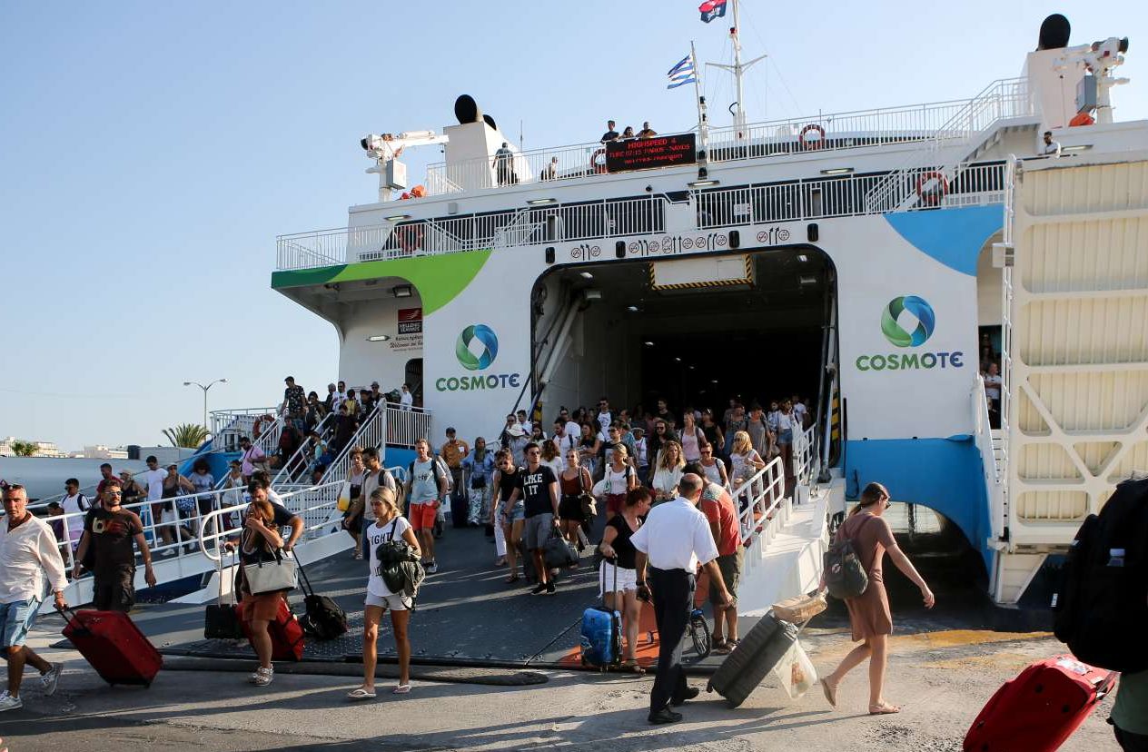 Θα παρέμβει η κυβέρνηση για τα ακτοπλοϊκά-«φωτιά»;