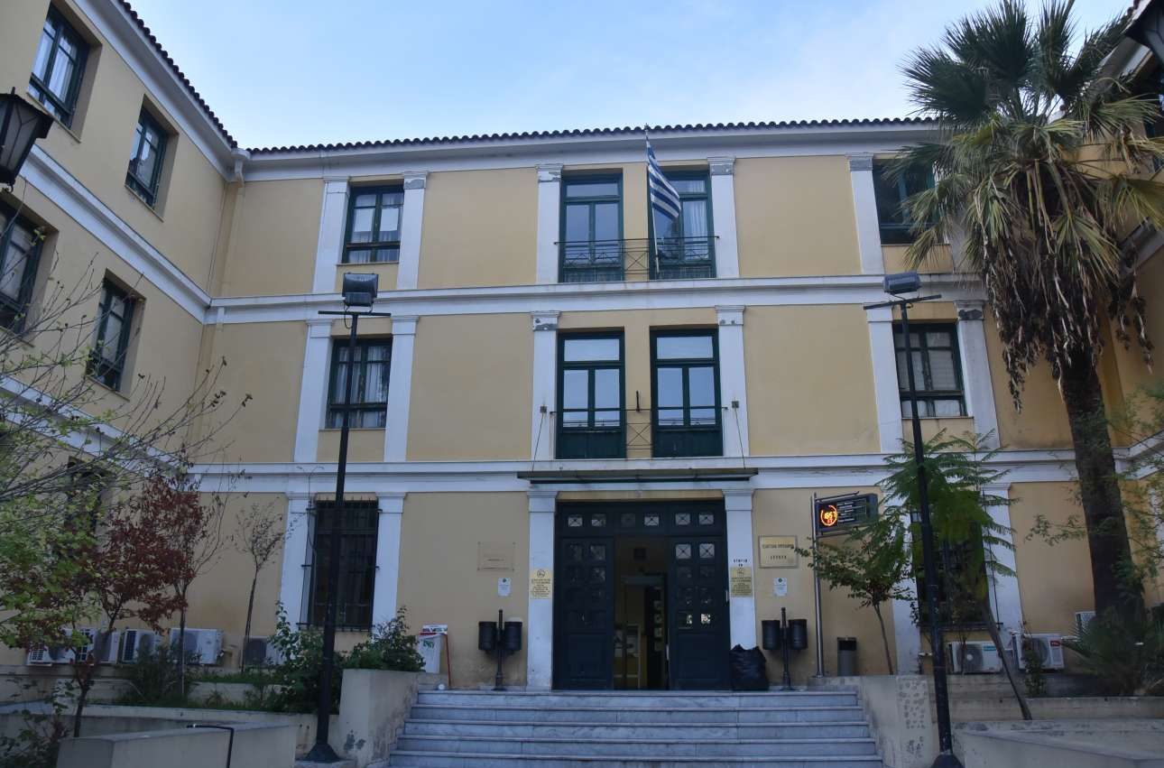 Γνωστός δικηγόρος συνελήφθη για ενδοοικογενειακή βία