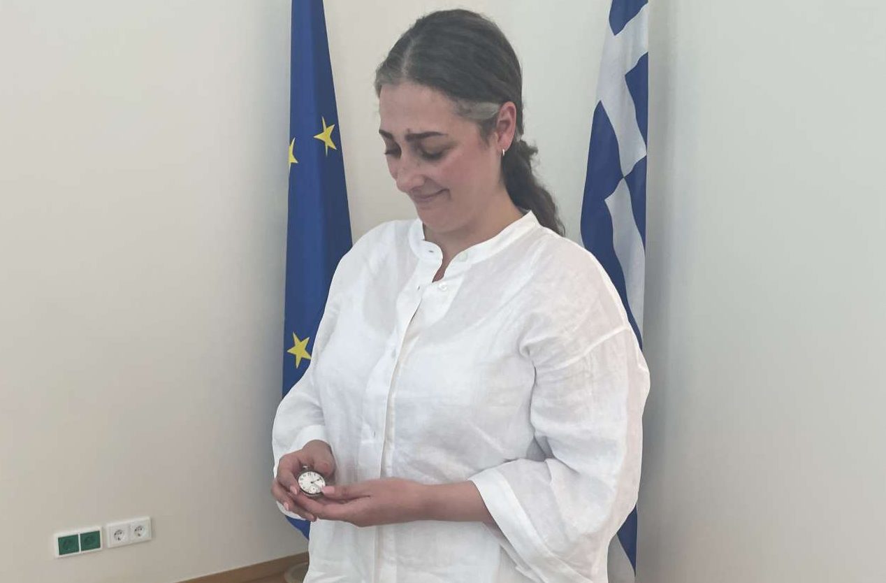 Γερμανία: Πώς το ρολόι έλληνα κρατούμενου των Ναζί έφτασε στα χέρια της εγγονής του