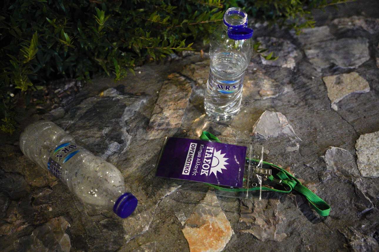 Στα δύο το ΠΑΣΟΚ: Τα στρατόπεδα στη μάχη της ηγεσίας