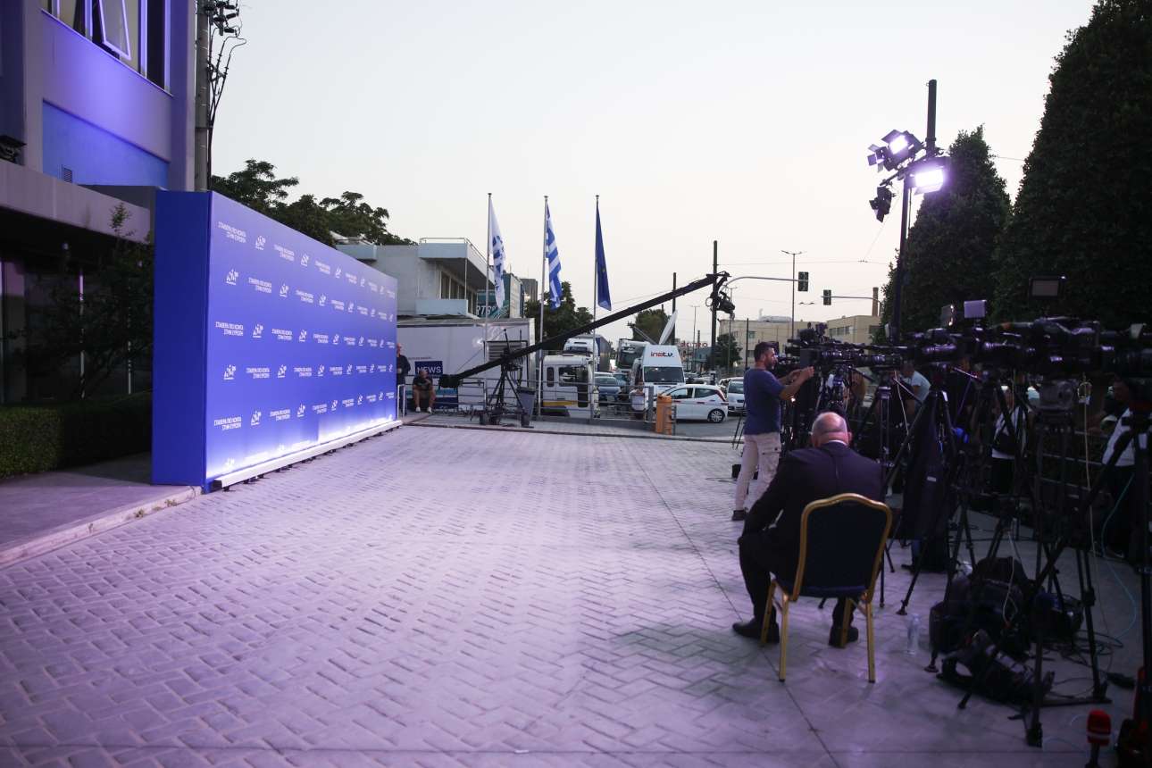 Ευρωεκλογές: Τρεις αποτυχίες και μια κηδεία