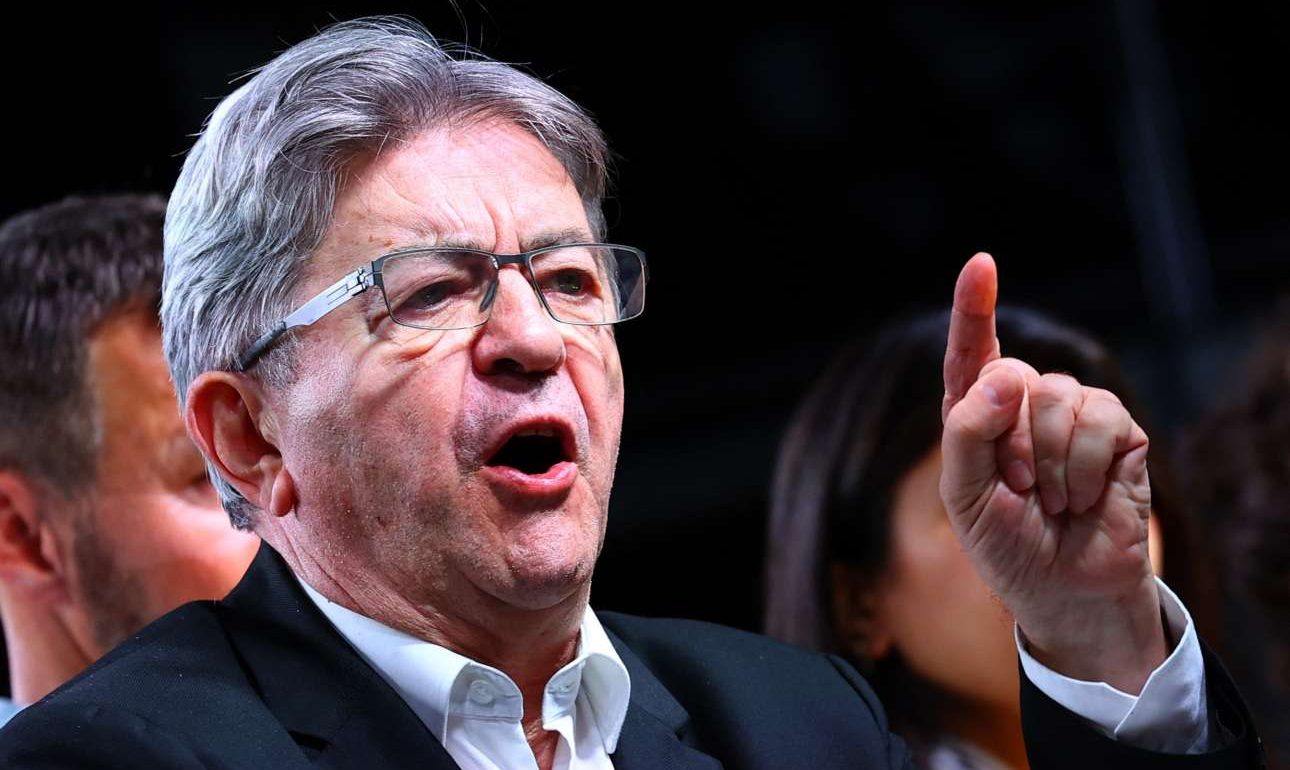 Μελανσόν: Ο 72χρονος ευρωσκεπτικιστής που κοντράρει τη Λεπέν