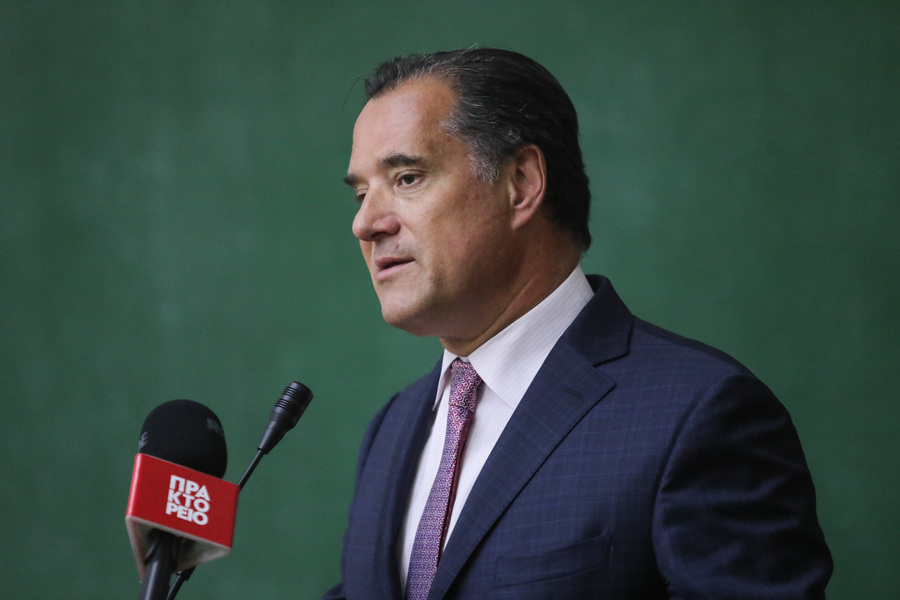 Γεωργιάδης: Ισορροπία μεταξύ εκκλήσεων και προειδοποιήσεων για την άγονη γραμμή