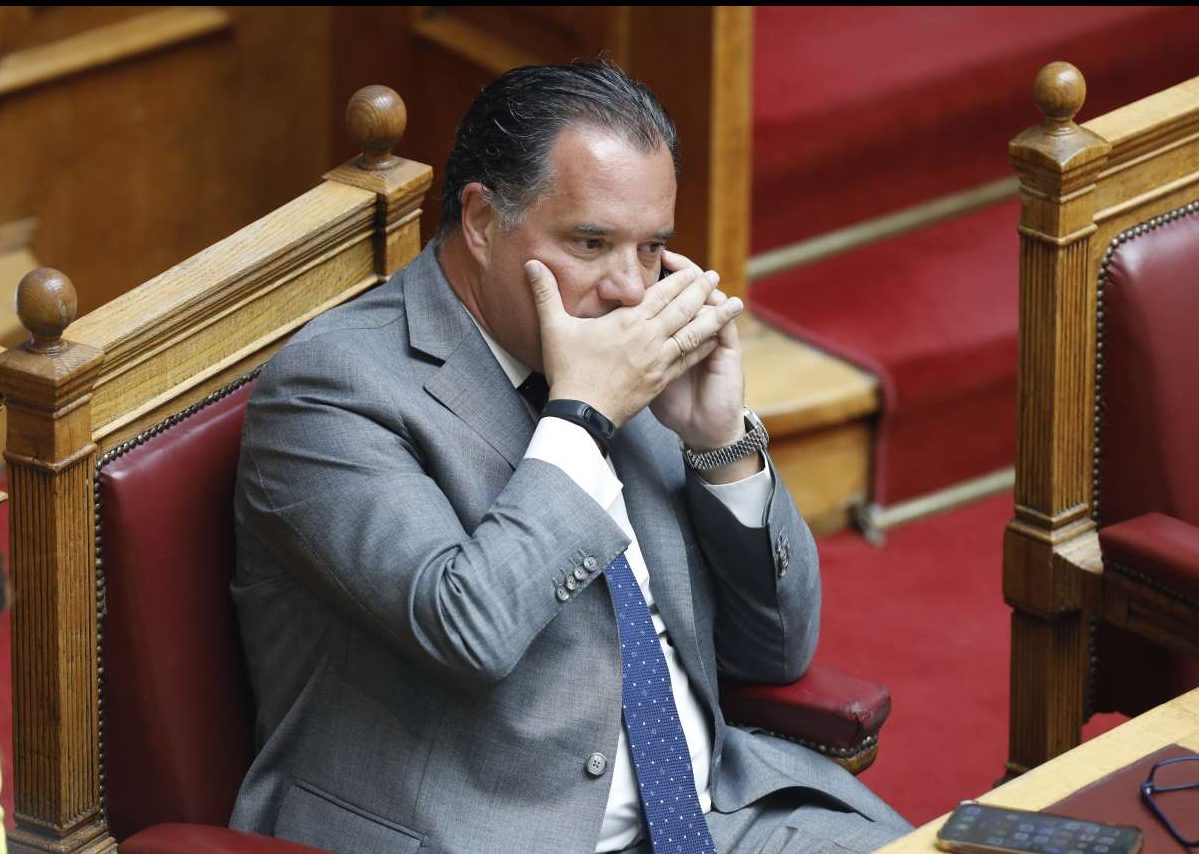 Ο Αδωνις, η άγονη γραμμή και οι «σύμμαχοί μας ιατροί»