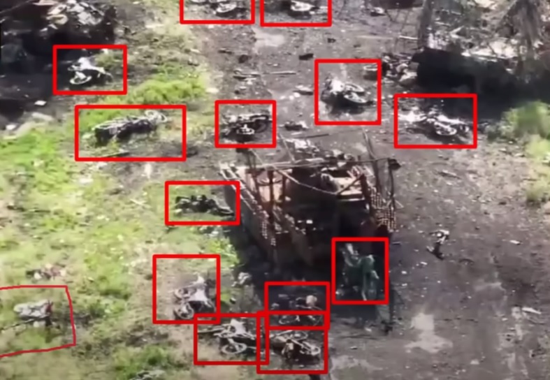 Ουκρανία: Οι Ρώσοι επιτίθενται και με μοτοσικλέτες!