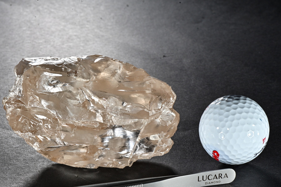 Μποτσουάνα: Ανακαλύφθηκε διαμάντι 2.492 καρατίων