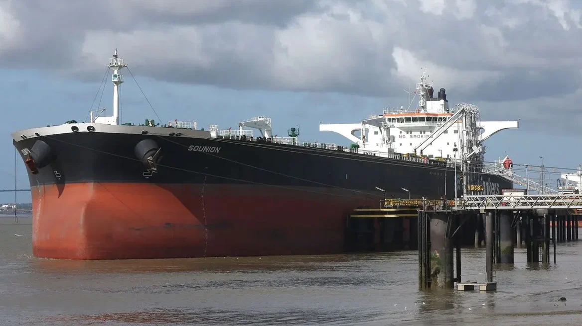 Οι Χούθι χτύπησαν το ελληνόκτητο δεξαμενόπλοιο «Sounion» ανοιχτά της Υεμένης