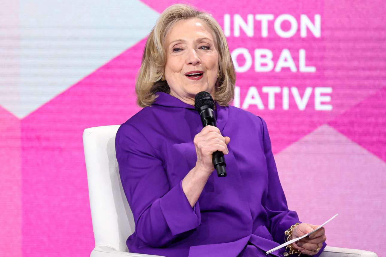 Η Χίλαρι αναμένει προβοκάτσια κατά της Χάρις τον Οκτώβριο