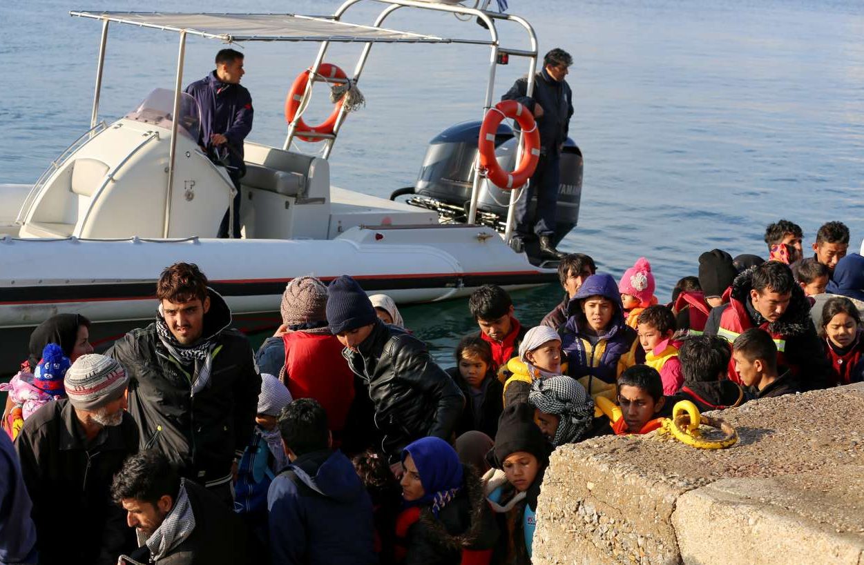 Μαρινάκης: Καμία σχέση τα περί επέλασης μεταναστών – Εμποροι πατριωτισμού παραπλανούν