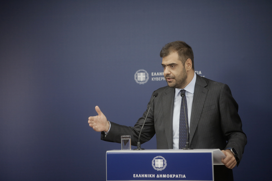 Κυβέρνηση: Οχι, δεν μειώνεται ο ΦΠΑ στο ελαιόλαδο