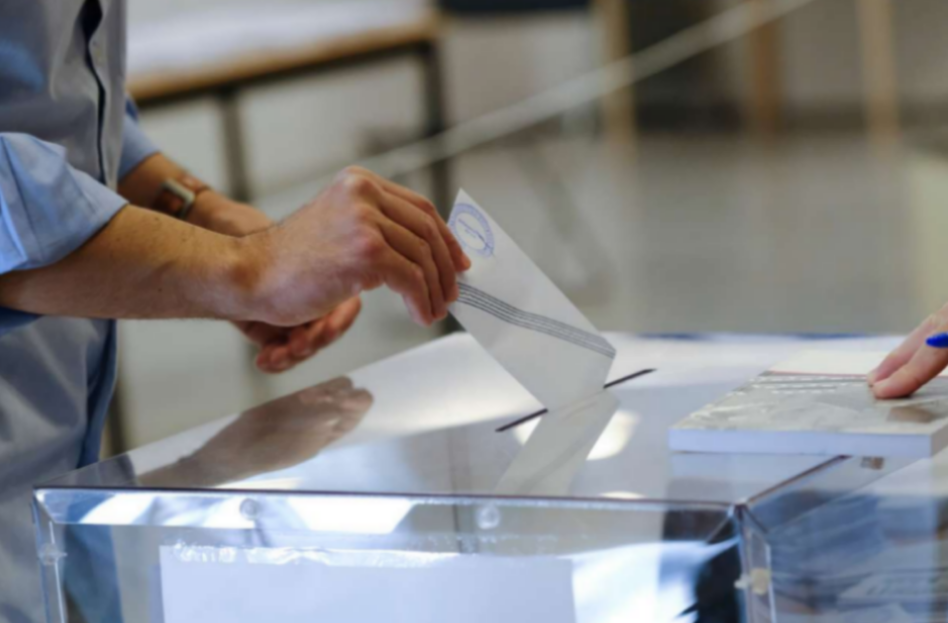 Δημοσκόπηση Metron Analysis: Στο 30,2% η ΝΔ, πέμπτος (ξανά) ο ΣΥΡΙΖΑ