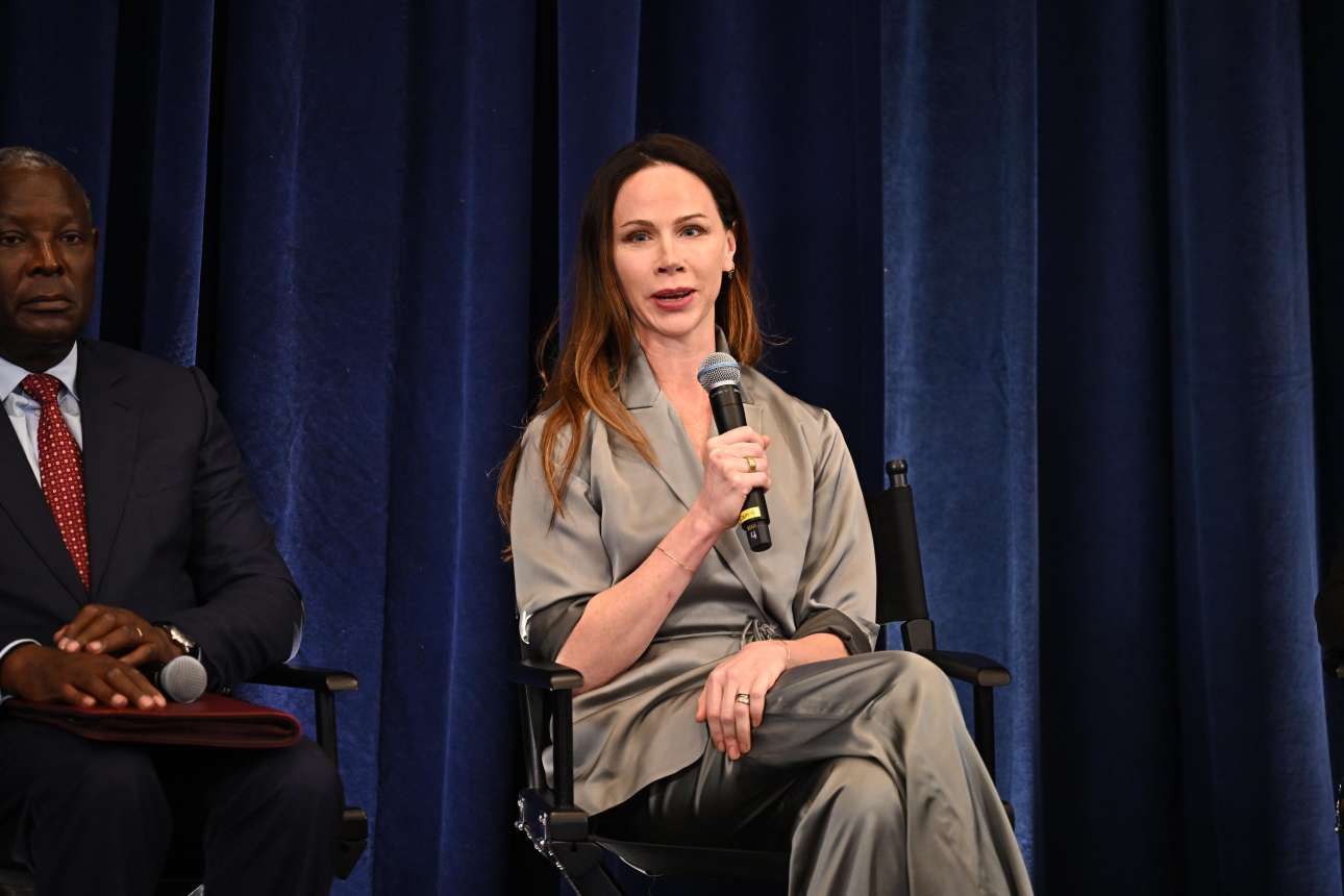 Στο πλευρό της Κάμαλα Χάρις η Μπάρμπαρα Μπους, κόρη και εγγονή Ρεπουμπλικανών προέδρων