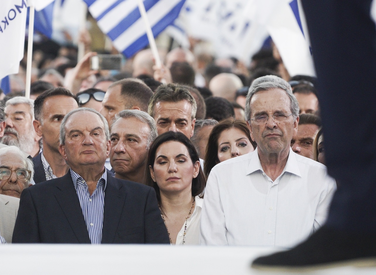 Καραμανλής και Σαμαράς δεν θα δώσουν το «παρών» στη Ρηγίλλης για τα 50χρονα της ΝΔ
