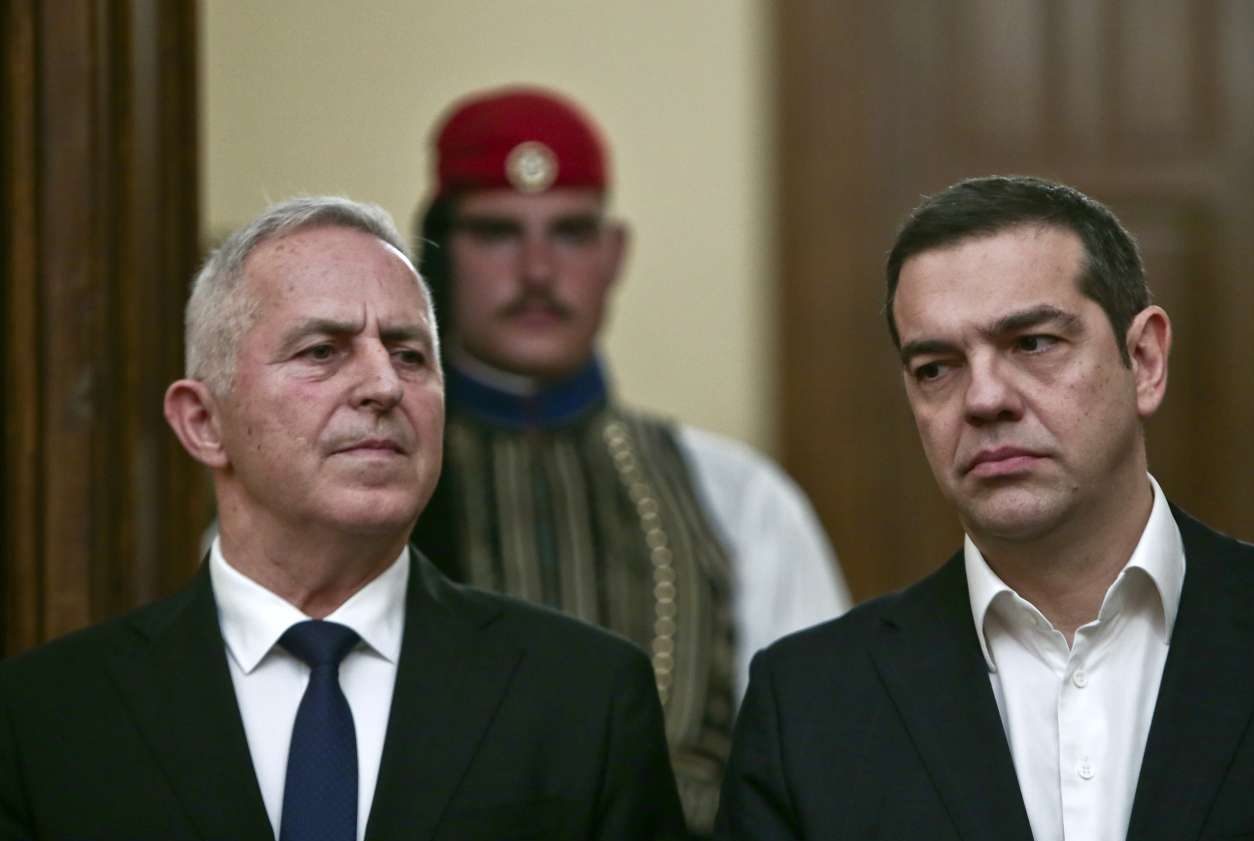 Φεύγει από τον ΣΥΡΙΖΑ (και) ο ναύαρχος Αποστολάκης