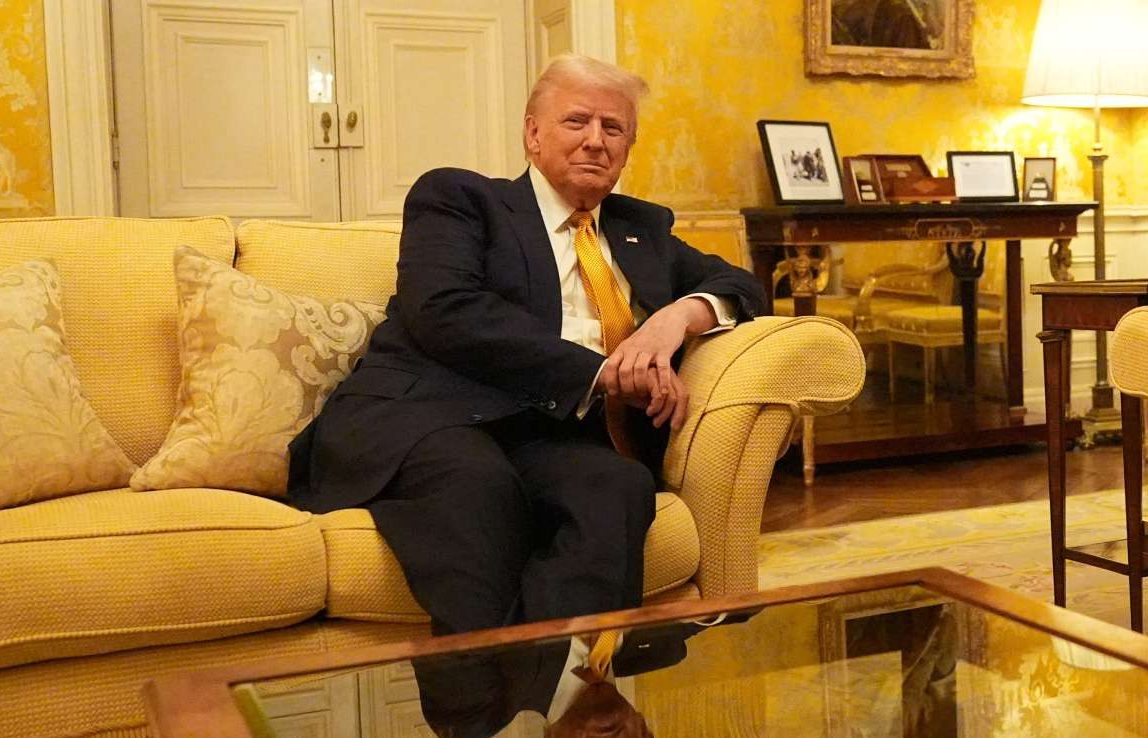 Ο Τραμπ επανέλαβε την απειλή του ότι θα αποχωρήσει από το ΝΑΤΟ