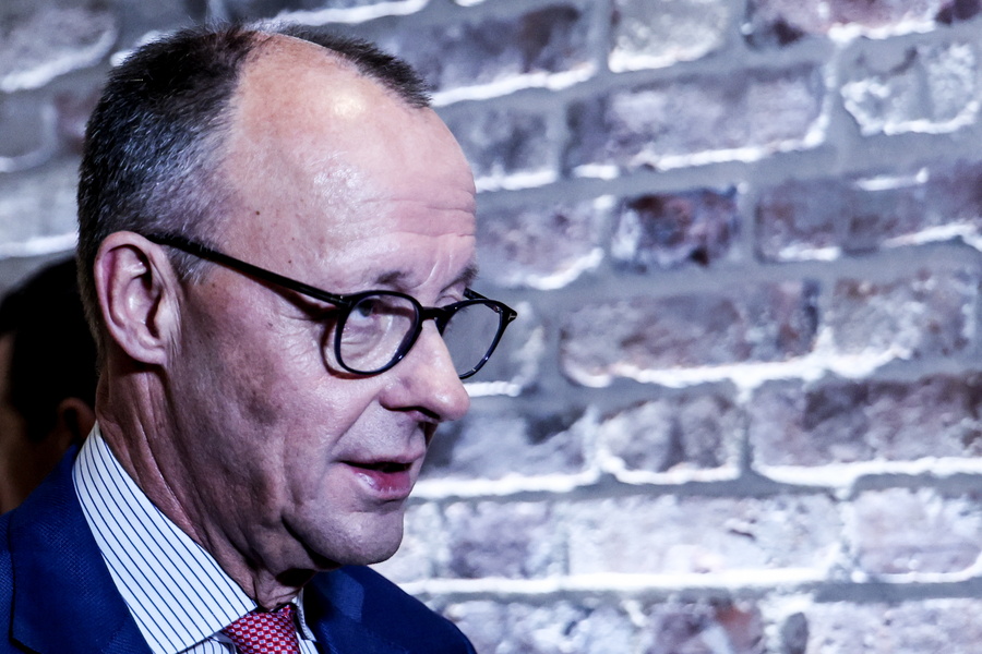 Απελάσεις προσφύγων στη Συρία υπόσχεται ο Φρίντριχ Μερτς