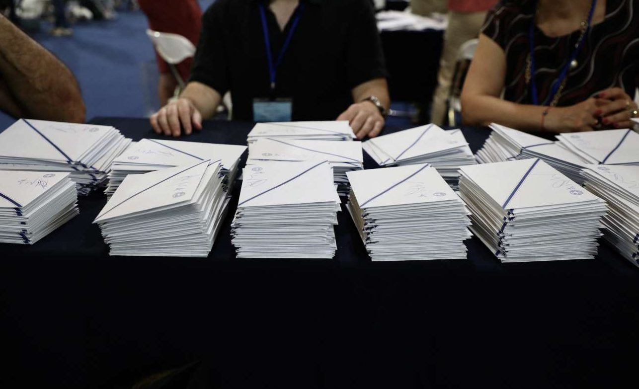 Pulse: Στο 30% η ΝΔ, στο 17% το ΠΑΣΟΚ, εννέα κόμματα στη Βουλή