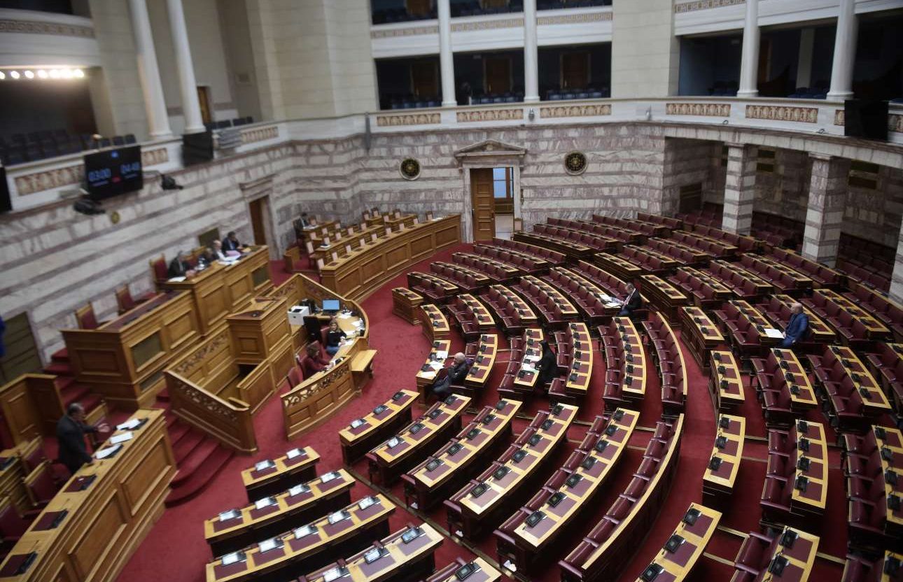 Αρχισε στη Βουλή η μάχη για τον Προϋπολογισμό