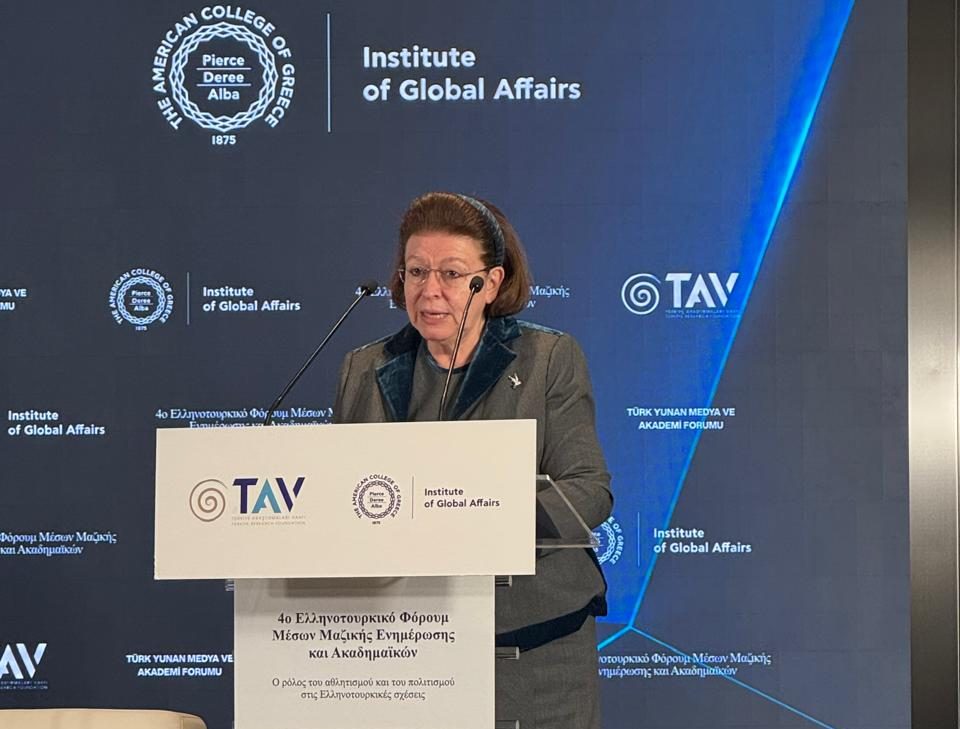 Μενδώνη: Η Τουρκία στηρίζει το εθνικό αίτημα για την επανένωση των Γλυπτών του Παρθενώνα