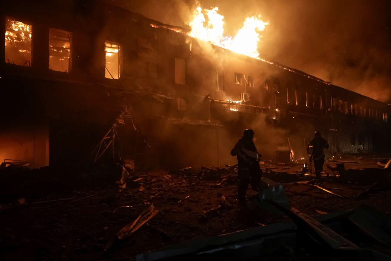 Ουκρανία: Τραυματίες και ζημιές σε κατοικίες από ρωσικές επιθέσεις