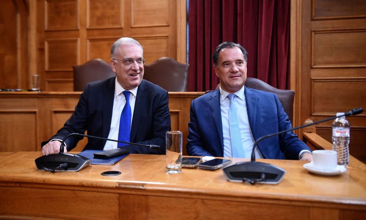 Θεοδωρικάκος: Aπαγόρευση πώλησης καυσίμων σε μοτοσικλετιστές που δεν φορούν κράνος