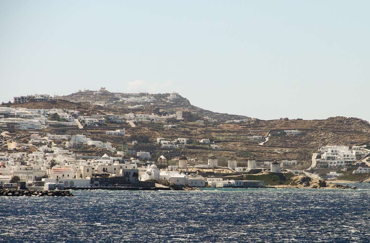 Πάρτι αυθαιρεσιών στη Μύκονο – Τι έδειξαν οι αυτοψίες του υπουργείου τον Φεβρουάριο