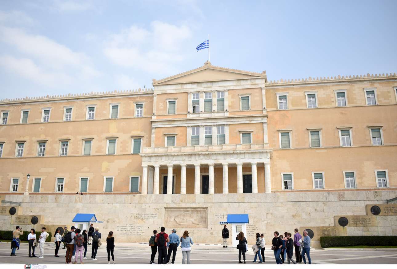 Economist: Η Ελλάδα μία από τις ελάχιστες πλήρεις δημοκρατίες, για δεύτερη συνεχή χρονιά