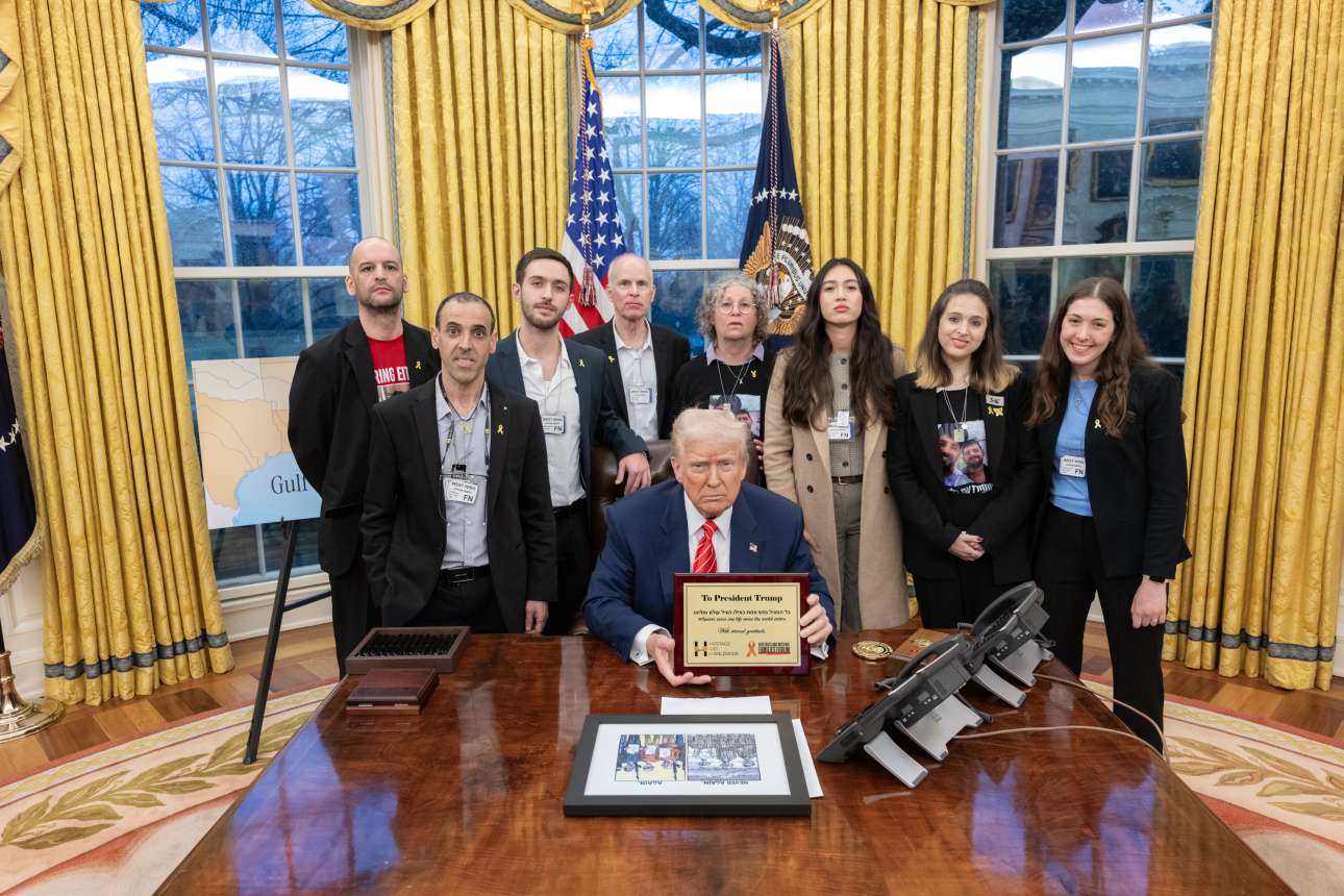 Τελεσίγραφο Τραμπ σε Χαμάς και αμάχους: Παραδώστε τους ομήρους ή είστε νεκροί