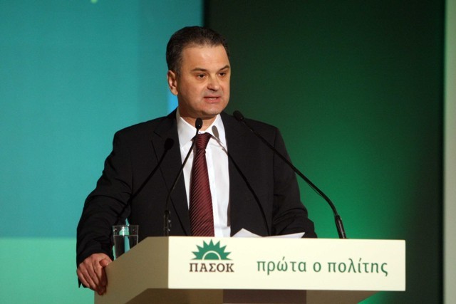 Παραίτηση Ξυνίδη από το ΠΑΣΟΚ με αιχμές κατά Ανδρουλάκη και ηγετικής ομάδας