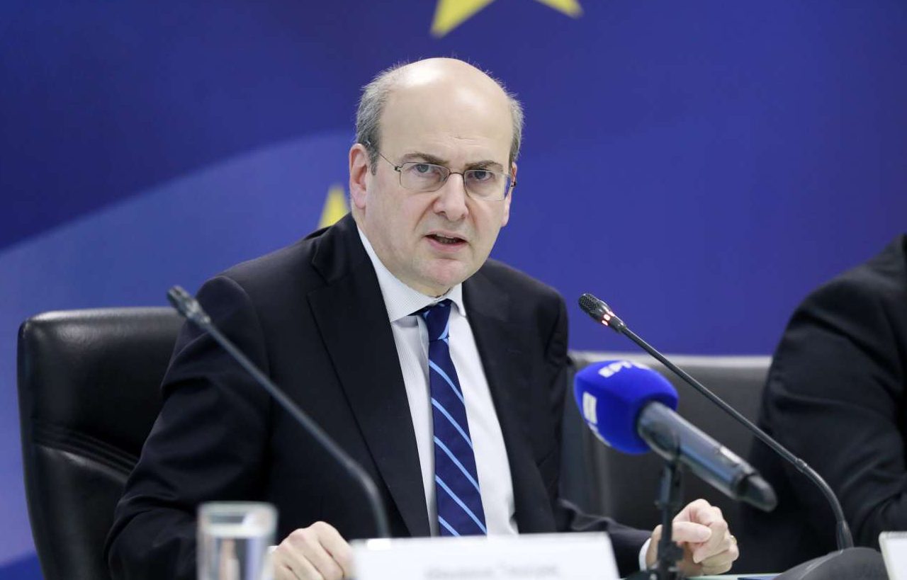 Χατζηδάκης για φορολογικές δηλώσεις: Νίκη στη μάχη με το «βαθύ κράτος»