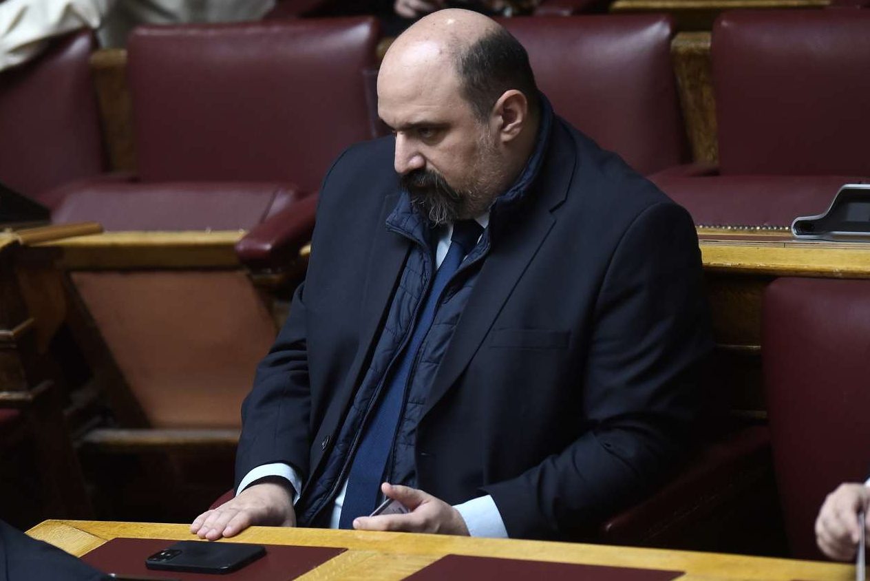 «Ναι» της ΝΔ σε ποινική δίωξη Τριαντόπουλου για παράβαση καθήκοντος