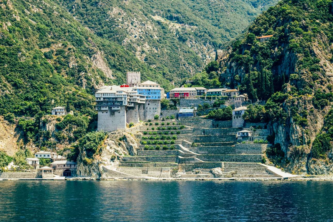 Το Aγιο Oρος της αγάπης και της θυσίας