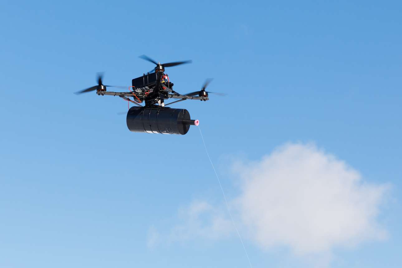 Νέα απειλή στο ουκρανικό μέτωπο: Drones οπτικών ινών