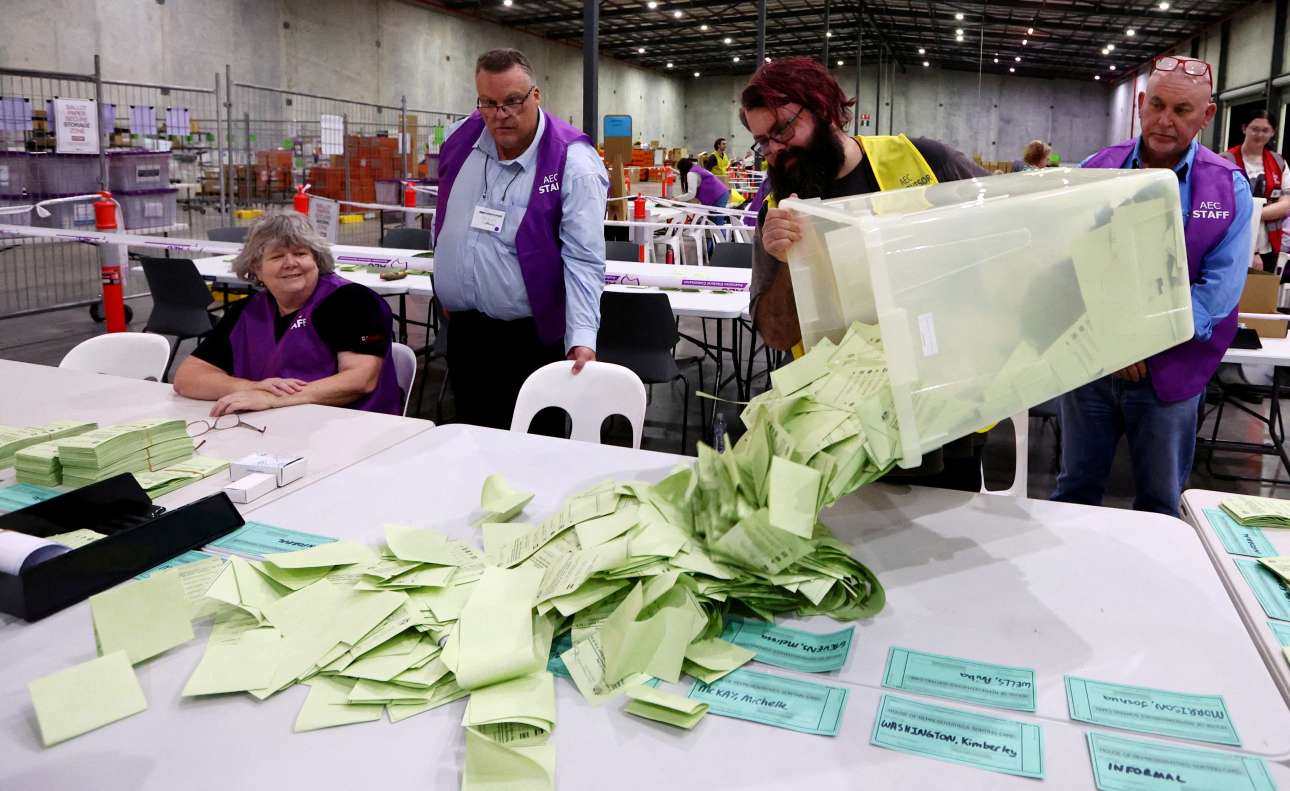 Νίκη των Εργατικών δείχνουν τα exit polls στην Αυστραλία